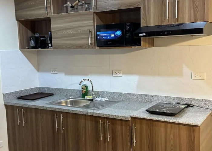 Aparthotel Slai Staycation Near Mactan Newtown Lapu-Lapu City